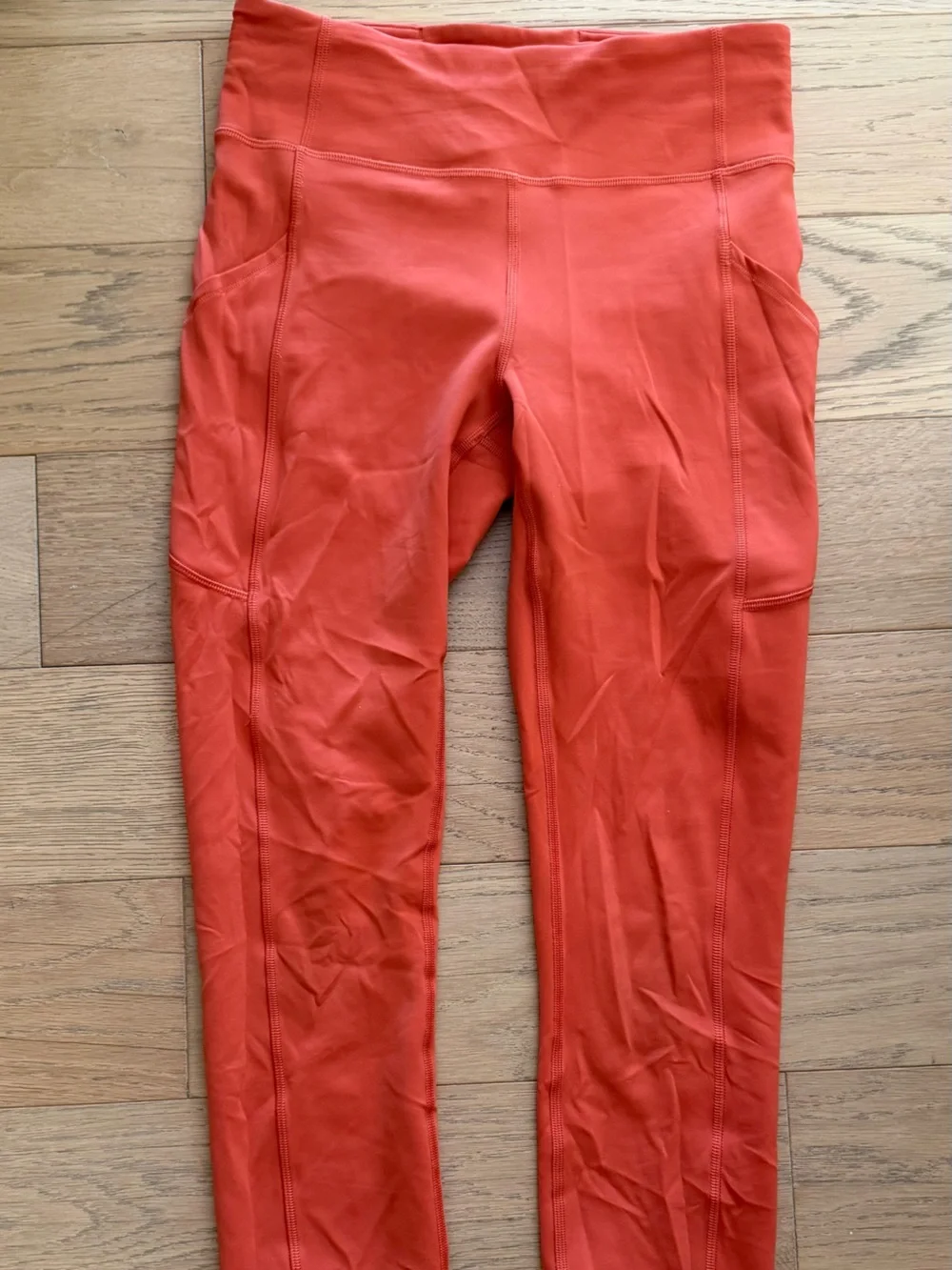 Lululemon Women’s Orange Stretch High-Rise legging